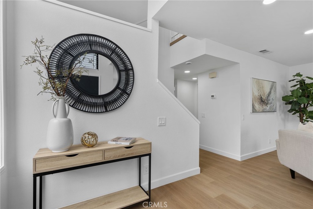 2512 Santa Ana Avenue 3