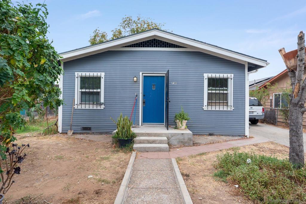 739 Park Pl.