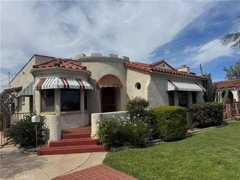 Photo of 1615 S Monterey Street, Alhambra, CA 91801 (MLS # AR26054791)