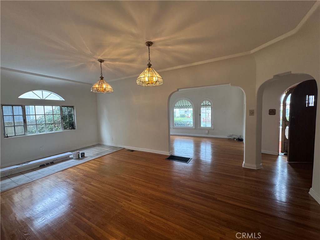 1615 S Monterey Street