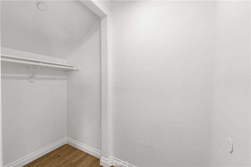 1106 E 114th