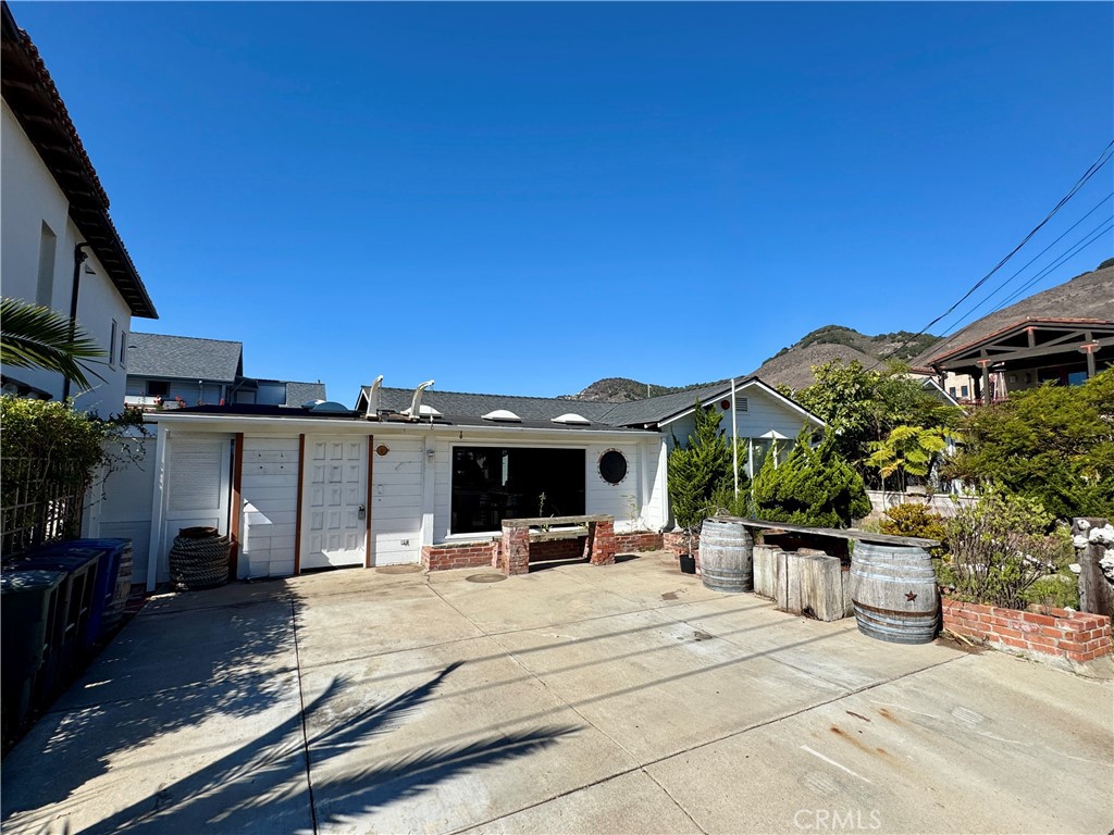 304 Windward Avenue