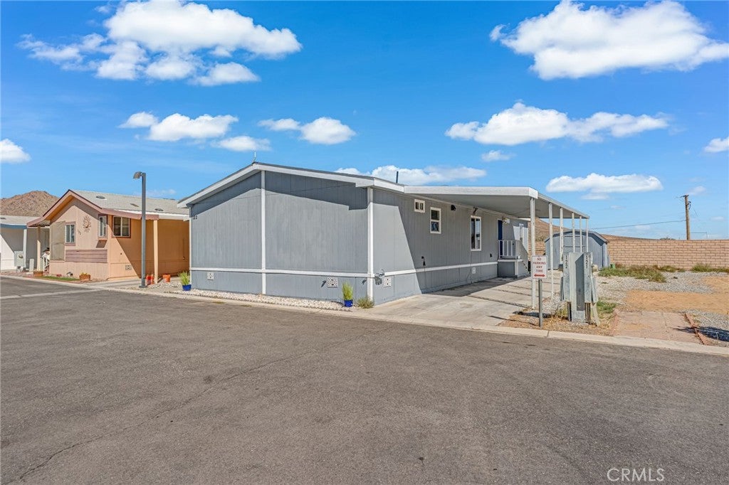 20843 Waalew Road C122