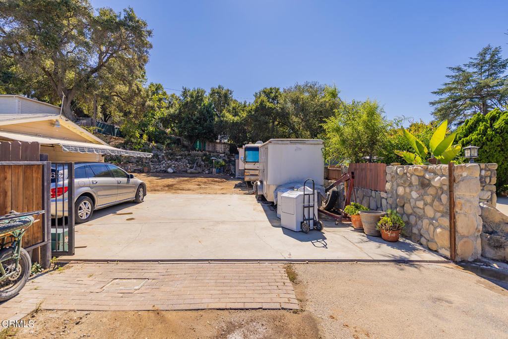 182 Mountain View Street