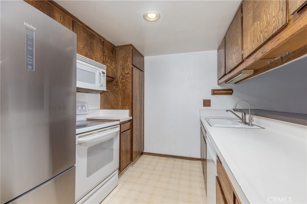 2113 Meridian Boulevard 133