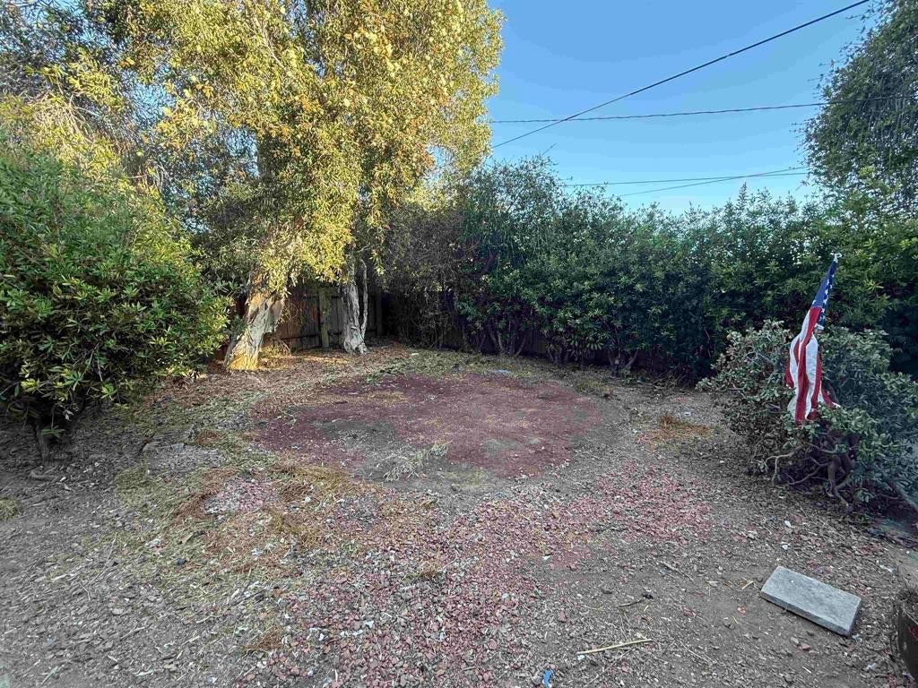 4902 San Joaquin