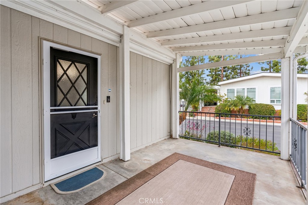 5200 Irvine Boulevard 502