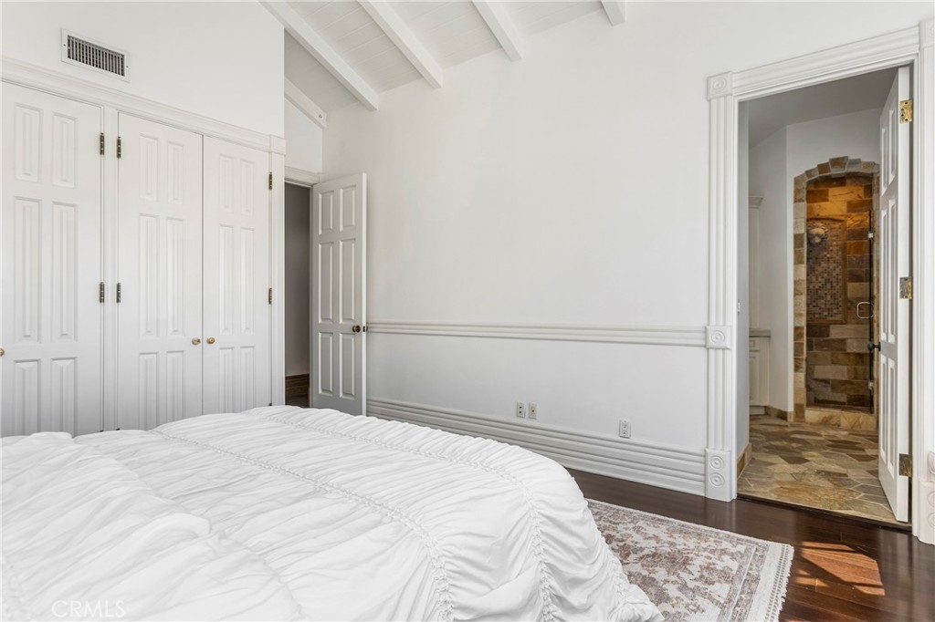 Costa Mesa, California, 92627, United States, 3 Bedrooms Bedrooms, ,4 BathroomsBathrooms,Residential,Active,2032909