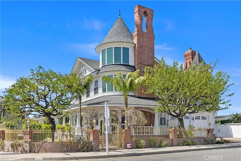 1919 Santa Ana Ave, Costa Mesa, CA 92627 - MLS#: OC26047349
