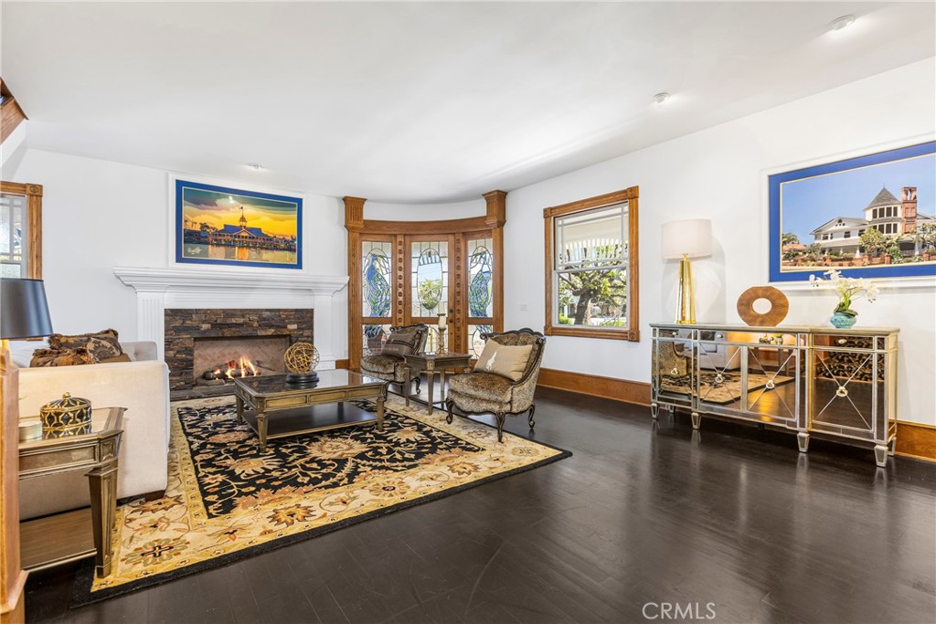 Costa Mesa, California, 92627, United States, 3 Bedrooms Bedrooms, ,4 BathroomsBathrooms,Residential,Active,2032909