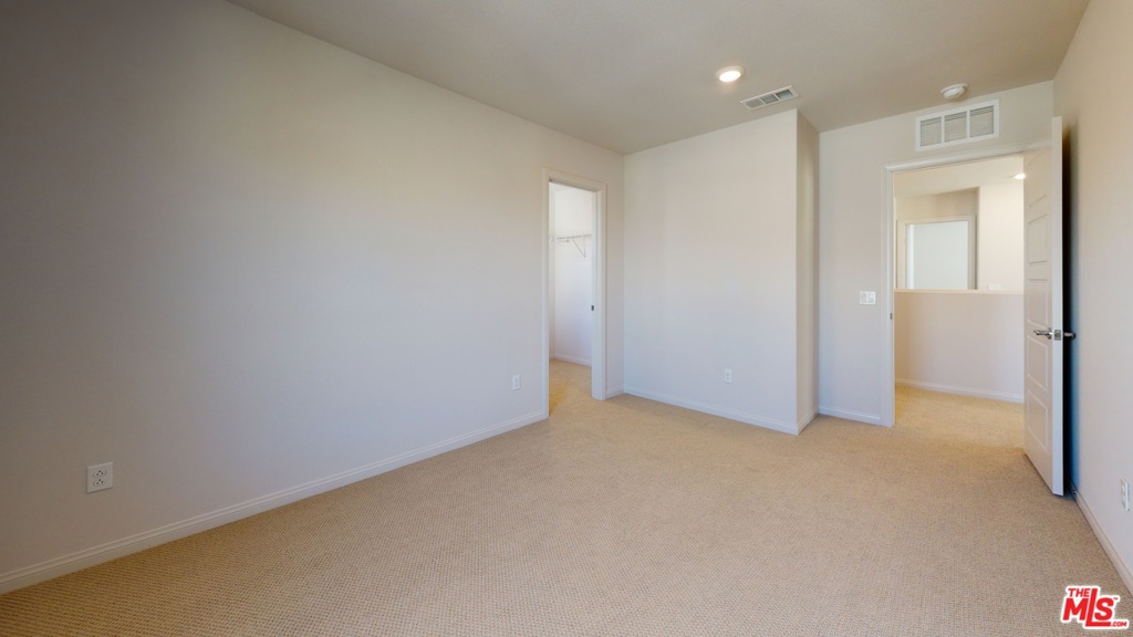 Vista Pointe - Residential