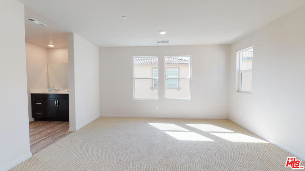 Vista Pointe - Residential