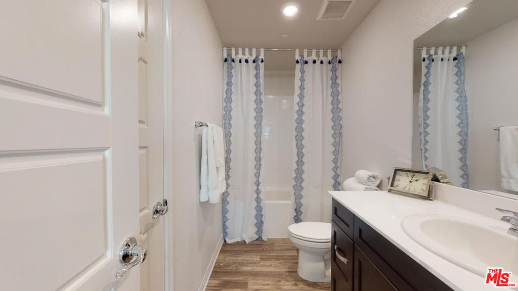 Vista Pointe - Residential