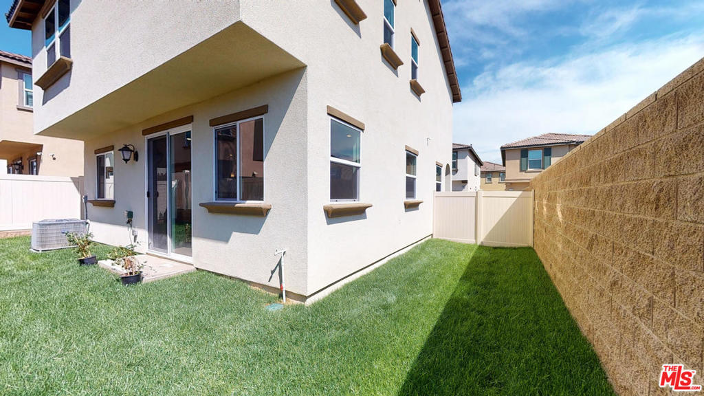 Vista Pointe - Residential