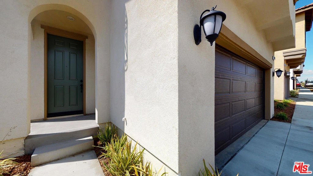 Vista Pointe - Residential