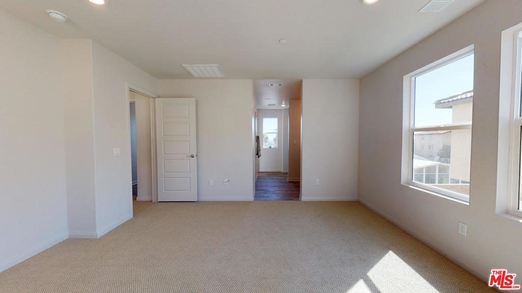 Vista Pointe - Residential