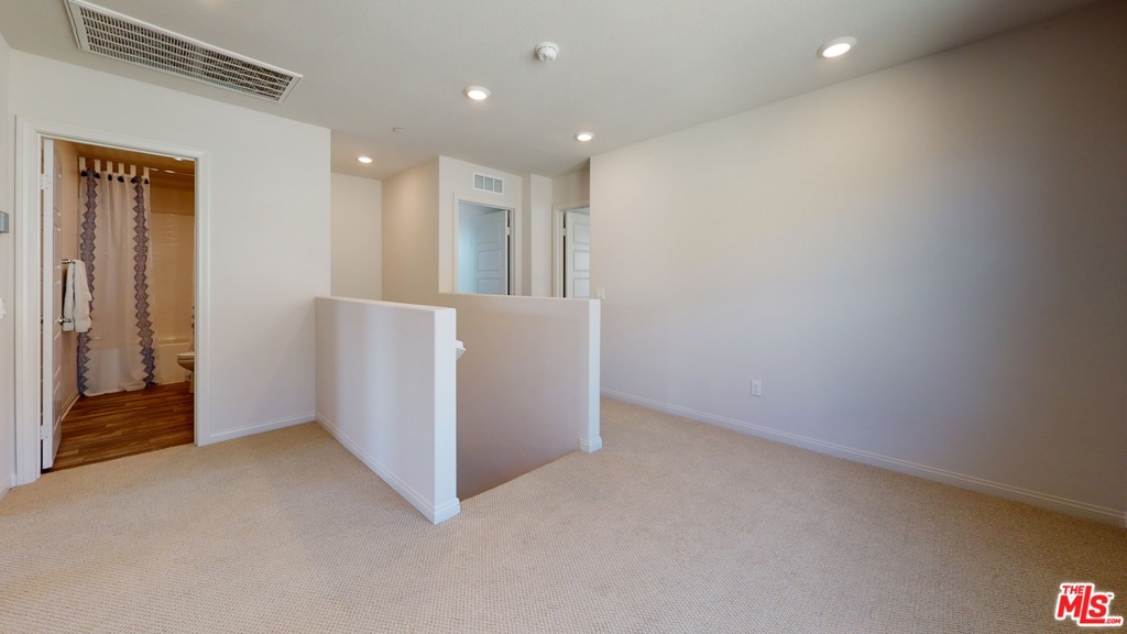 Vista Pointe - Residential