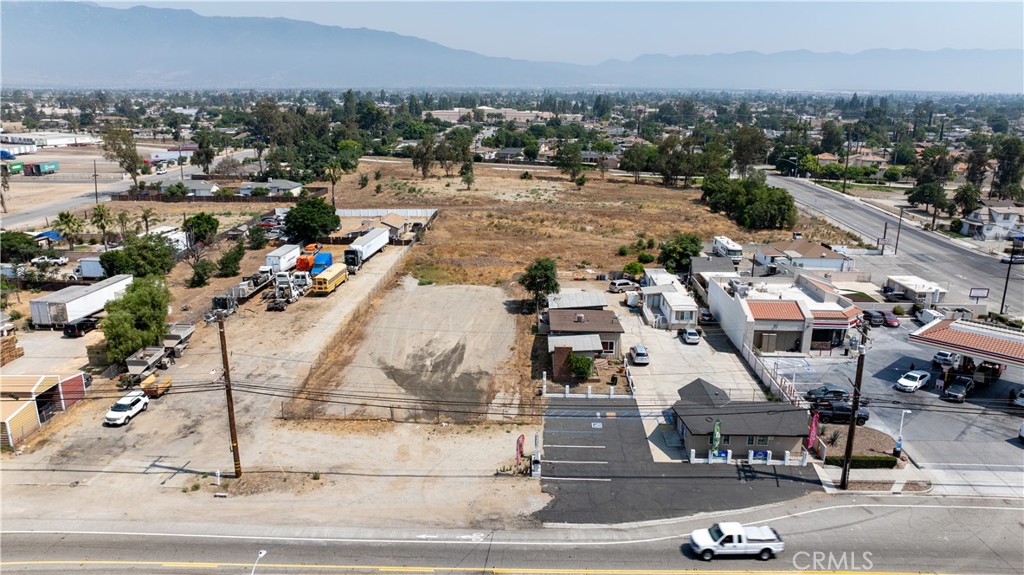 16072 Arrow Boulevard