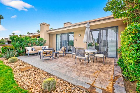 Photo of 76532 Hollyhock Drive, Palm Desert, CA 92211 (MLS # 219142392DA)