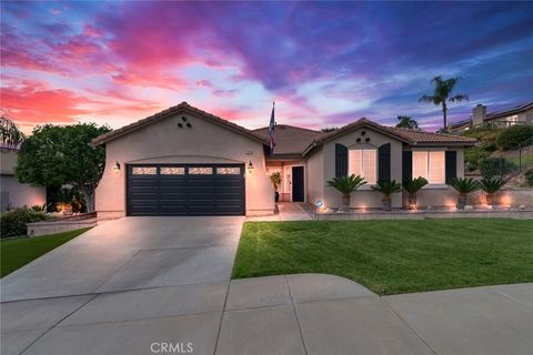 Photo of 7586 Vista Alegre, Highland, CA 92346 (MLS # CV26038929)