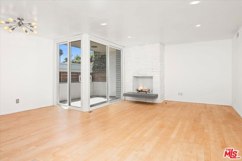 Photo of 1807 Camden Avenue #4, Los Angeles, CA 90025 (MLS # 25581003)
