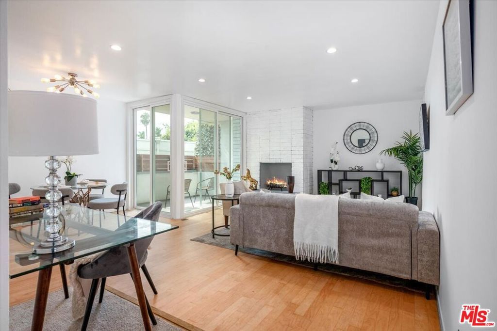 Photo of 1807 Camden Avenue #4, Los Angeles, CA 90025 (MLS # 25581003)