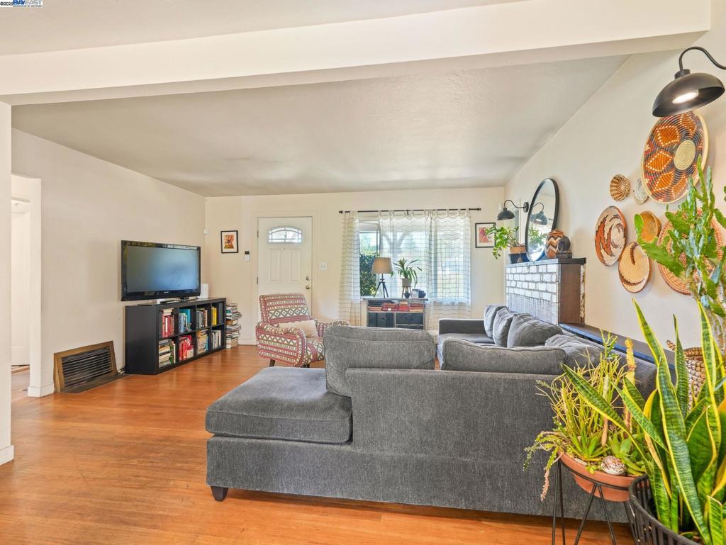Not Listed - Residential
