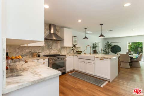 Tiny photo for 5071 Shirley Avenue, Tarzana, CA 91356 (MLS # 26842753)