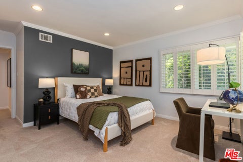 Tiny photo for 5071 Shirley Avenue, Tarzana, CA 91356 (MLS # 26842753)