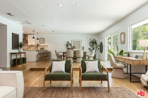 Tiny photo for 5071 Shirley Avenue, Tarzana, CA 91356 (MLS # 26842753)
