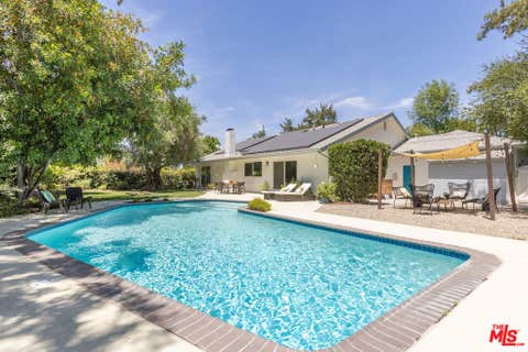Photo of 5071 Shirley Avenue, Tarzana, CA 91356 (MLS # 26842753)
