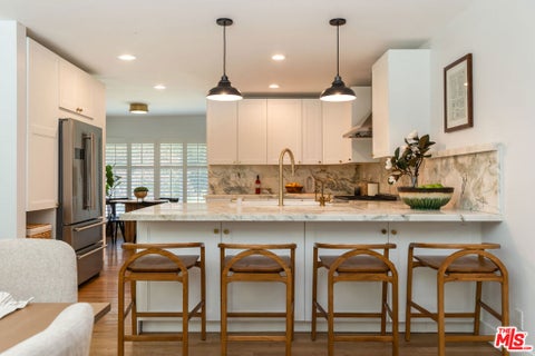 Tiny photo for 5071 Shirley Avenue, Tarzana, CA 91356 (MLS # 26842753)