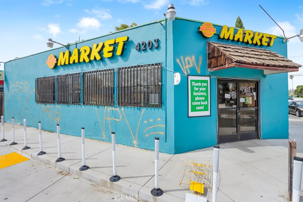 4203 Rosemead