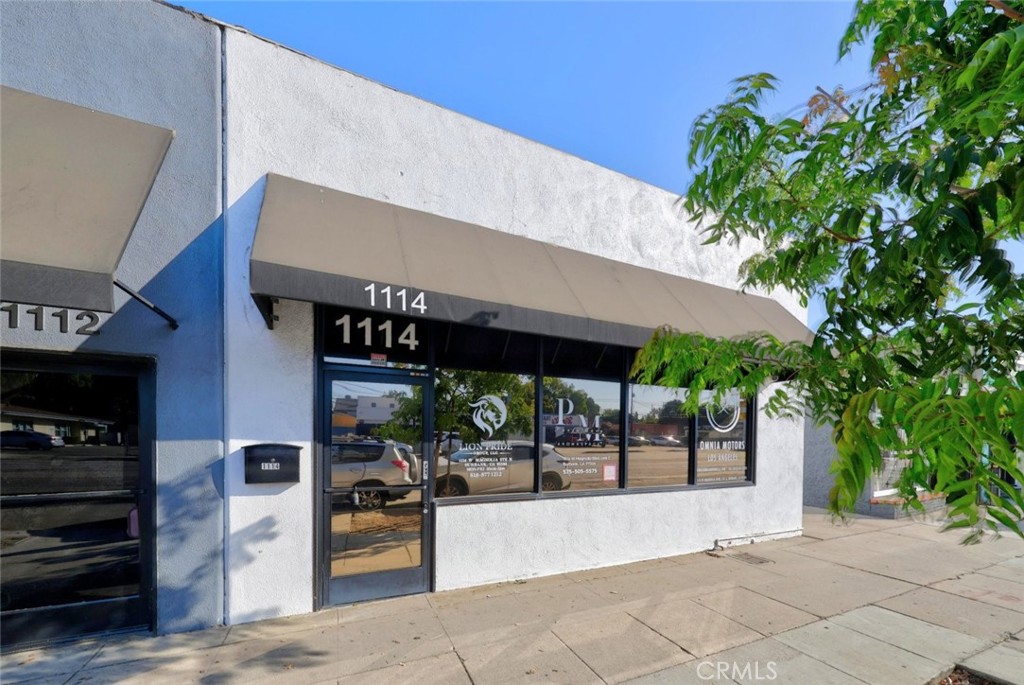 1114 W Magnolia Boulevard