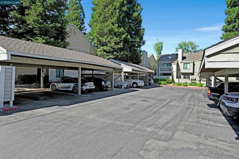 Tiny photo for 208 Eastridge Dr DR, San Ramon, CA 94582 (MLS # 41136405)