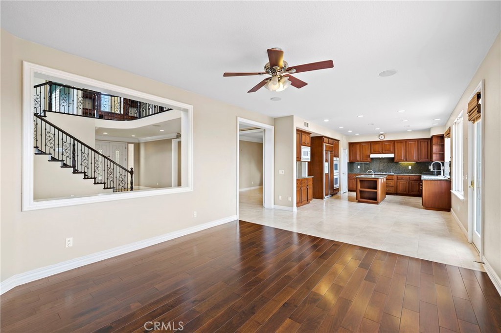 Knolls (KNOL) - Residential Lease