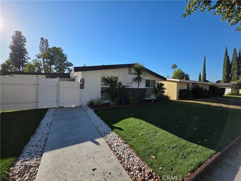 Photo of 6423 Wilbur, Reseda, CA 91335 (MLS # SR25248218) Photo of 6423 Wilbur, Reseda, CA 91335 (MLS # SR25248218)