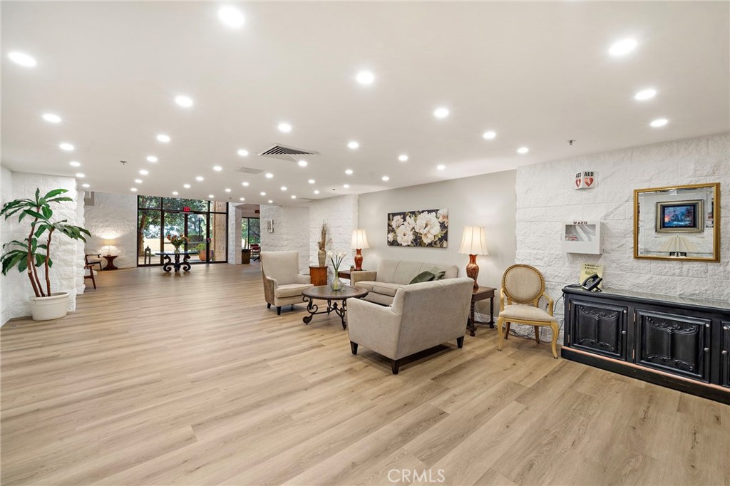 Leisure World (LW) - Residential