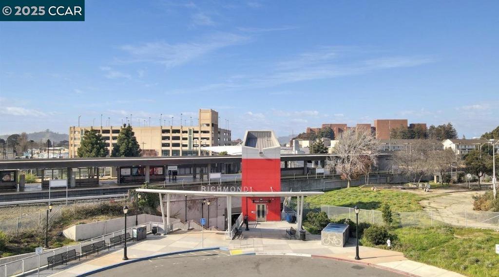 IRON TRIANGLE - Residential Income