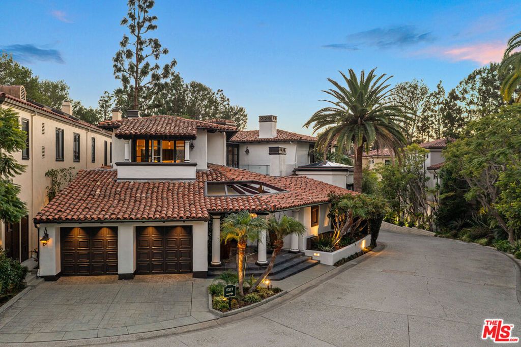 Photo of 10288 Century Woods Drive, Los Angeles, CA 90067 (MLS # 25596777)