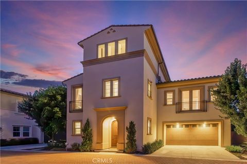 Photo of 158 Pinnacle Drive, Lake Forest, CA 92630 (MLS # TR26023375)