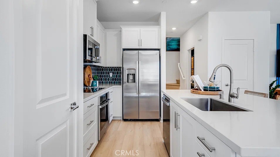 8327 Gabrielino Court