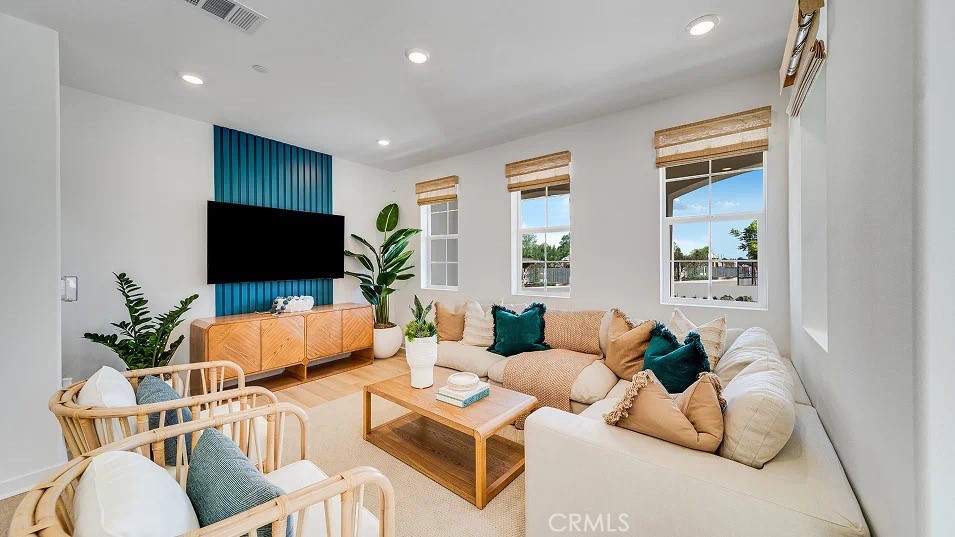 8327 Gabrielino Court
