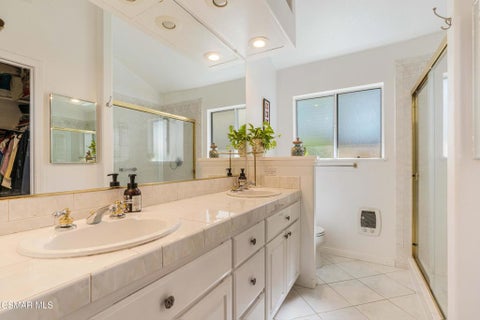 Tiny photo for 542 Timberwood Avenue, Thousand Oaks, CA 91360 (MLS # 226004935)