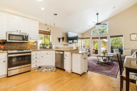 Tiny photo for 542 Timberwood Avenue, Thousand Oaks, CA 91360 (MLS # 226004935)