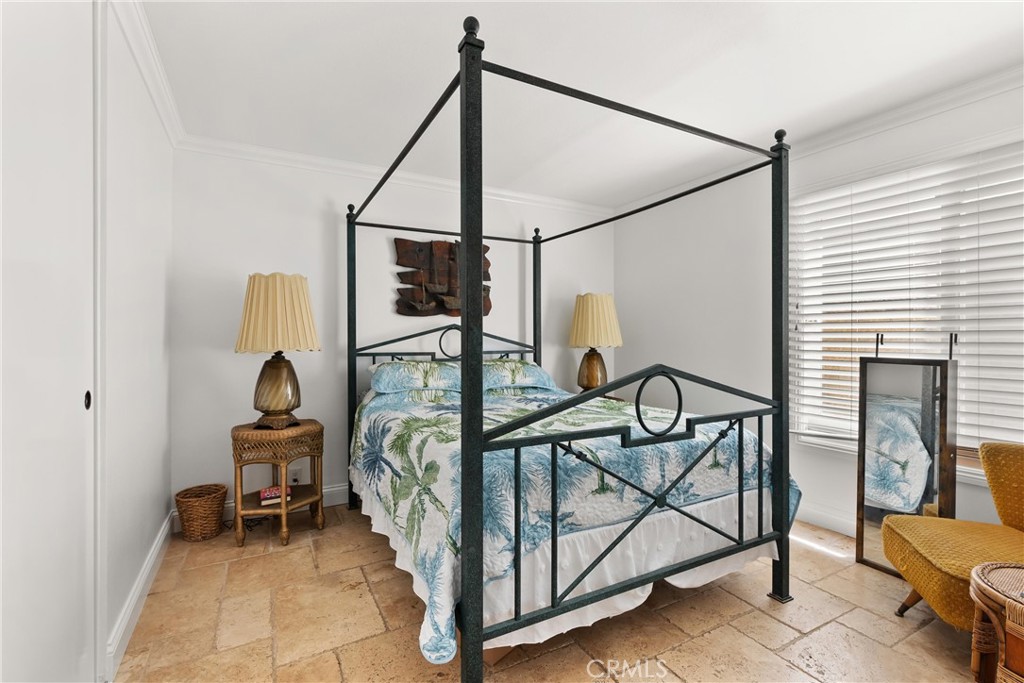 Sandpointe - Residential