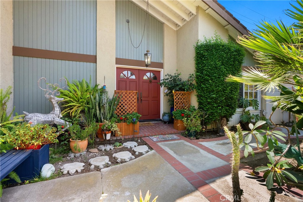 622 W Alpine Avenue