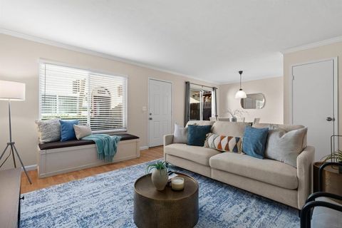 Photo of 11052 Via San Marco, San Diego, CA 92129 (MLS # 260002613SD)