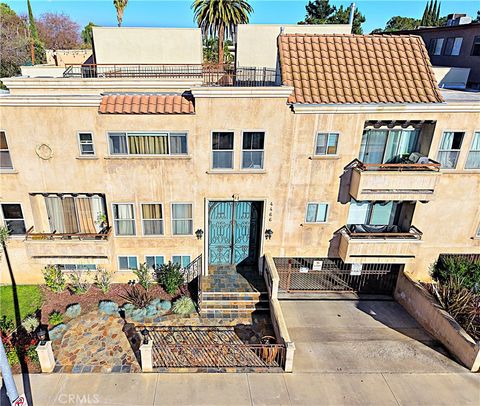 Photo of 4466 Coldwater Canyon Ave #101, Studio City, CA 91604 (MLS # SR26045788)