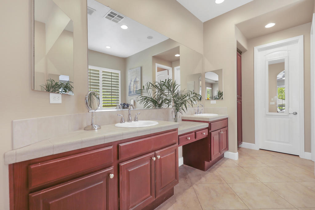 Rancho Santana - Residential